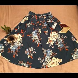 NWT Gorgeous teal mid-length skirt